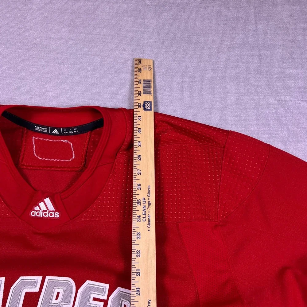 Adidas MiC Sacred Heart University Hockey Jersey V-Neck SHU Mens 56 Red‎